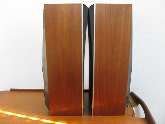 Danish Beovox S30 Speakers from Bang & Olufsen, 1970s, Set Danish Beovox S30 Speakers from Bang & Olufsen, 1970s, Set