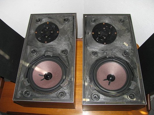 Danish Beovox S30 Speakers from Bang & Olufsen, 1970s, Set Danish Beovox S30 Speakers from Bang & Olufsen, 1970s, Set