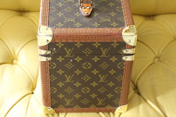 Louis Vuitton, Bags, Vintage Authentic Louis Vuitton Train Case
