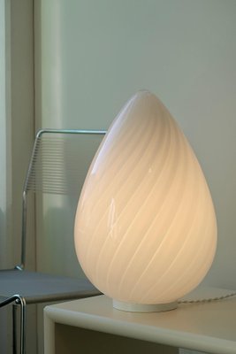 Resoneer Kosmisch Gevestigde theorie White Swirl Murano Glass Egg Table Lamp for sale at Pamono