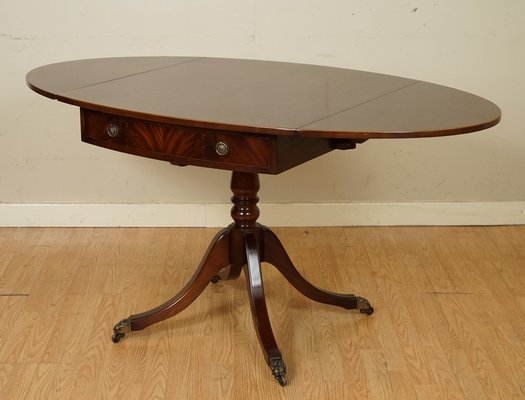 Vintage Drop Leaf Pembroke Dining Table, Antique Round Table With Claw Feet
