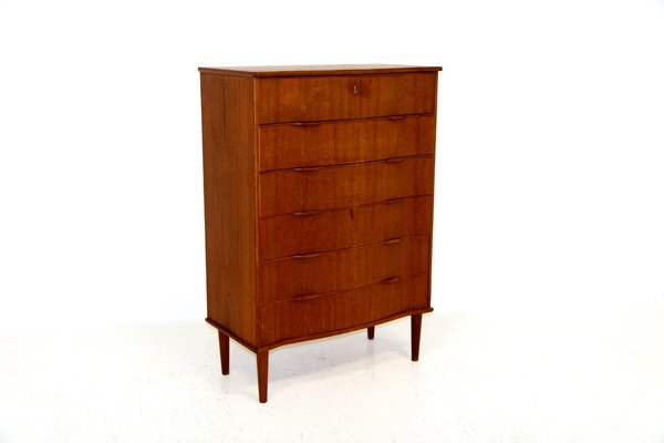 Teak Dresser Tallboy, Denmark, 1950 for sale at Pamono Teak Dresser Tallboy, Denmark, 1950 for sale at Pamono