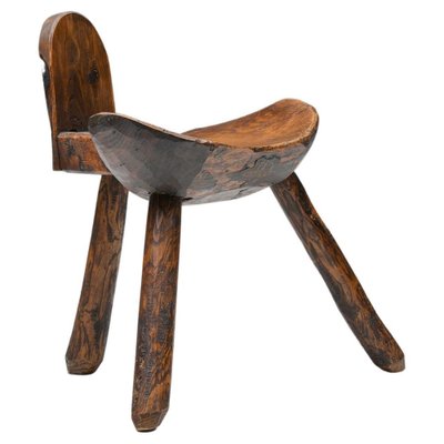 Rustic Wabi Sabi Tripod Stool With Wood Grain Pattern, 1940s for Rustic Wabi Sabi Tripod Stool With Wood Grain Pattern, 1940s for