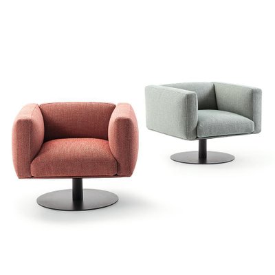 8 Cube Armchair with Swivel Base by Piero Lissoni for Cassina for