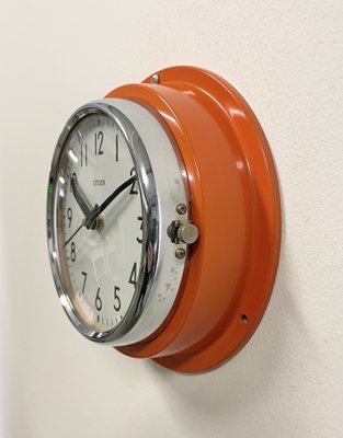 Orologio da parete Citizen vintage arancione, anni '80 in vendita su Pamono