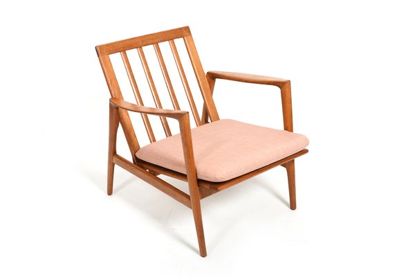 Wooden easy 2024 chair with cloth