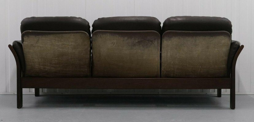 Jupe 3 online seater sofa