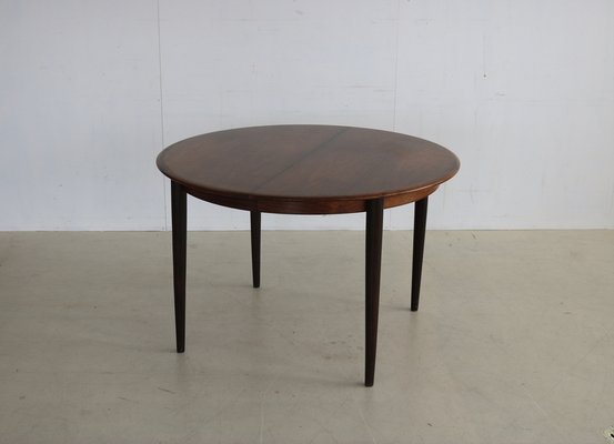 Vintage Round Dining Table With, Modern Round Dining Table With Leaf Extension