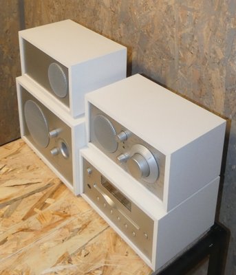 Model Radio with CD Player, Subwoofer and Speaker by Henry Kloss for USA, 1990s, of 4 for sale at Pamono