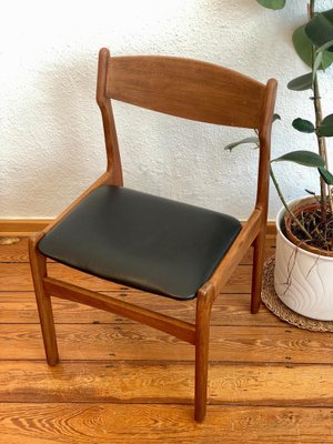 Danish Oak Dining Chair With A Black, Contemporary Dining Chair Seat Pads