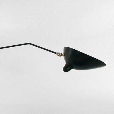Mid-Century Modern Deckenlampe mit sechs rotierenden Armen in Schwarz &  Weiß von Serge Mouille bei Pamono kaufen