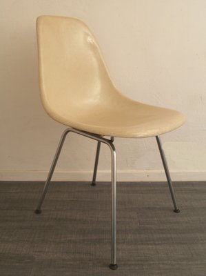 Eames 3 Vintage Mid Century Modern Krueger Fiberglass Eames era Chairs yellow good 