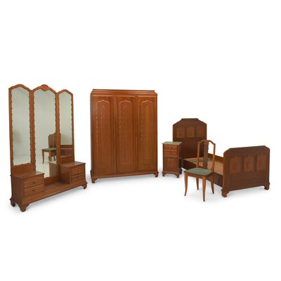 Antique mahogany bedroom furniture on sale for sale