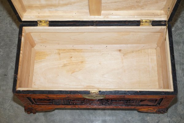 Camphor blanket box deals