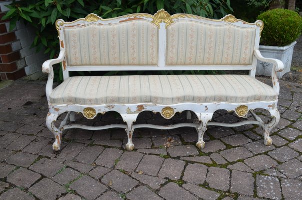 Divano rococò, Svezia, metà XIX secolo in vendita su Pamono