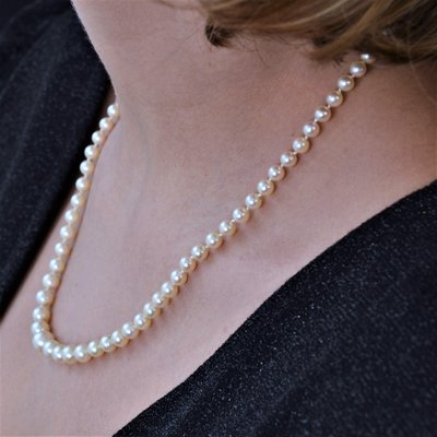 18 Karat White French Cultured Pearl 