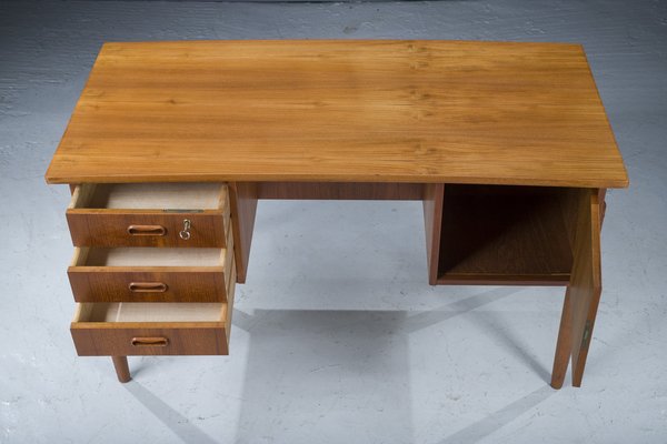 Cheap vintage desk deals
