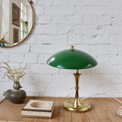 Green mid century lamp deals