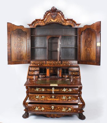 Benadrukken Passief Gepolijst Antique 18th Century Dutch Walnut Marquetry Bureau Cabinet for sale at  Pamono