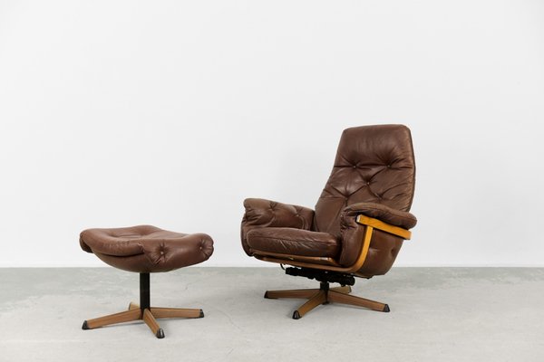 Vintage Mid Century Scandinavian Modern, Leather Chair With Ottoman Modern