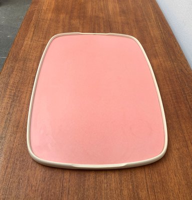 Mid-Century Plastik Tablett in Blau & Pink, 1960er bei Pamono kaufen