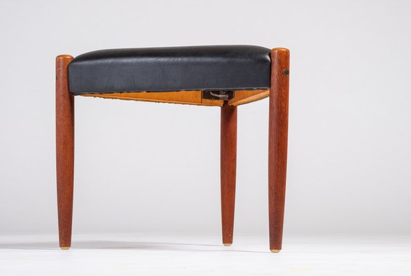 Denmark 3leg stool teak ④ Three Legged Stool in Teak, Denmark, 1960s for sale at Pamono