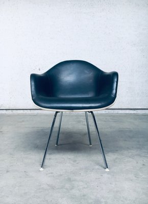 Mid Century Black Leather Dax Armchair by Charles Ray Eames for Herman Miller 1960s for sale at Pamono