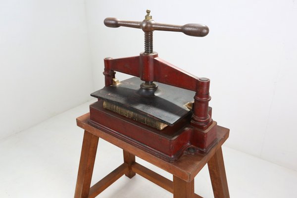 Antique Paper Press 