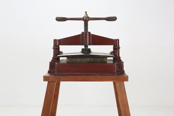 Industrial Red & Black Cast Iron Book Press,bookbinding