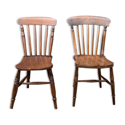 Set of Walnut Windsor Chairs for sale at Pamono