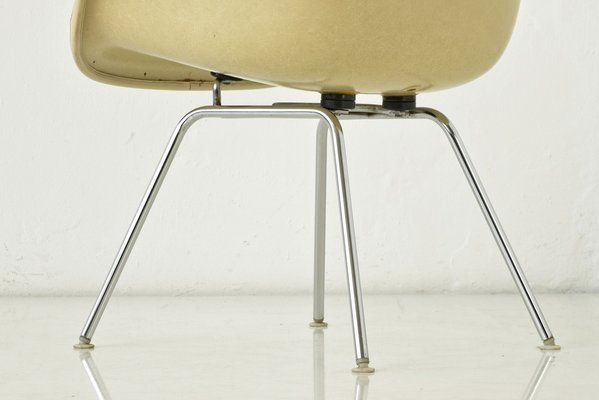 Eames shell armchair new arrivals
