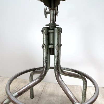 Chaise De Bureau Tournante Industrielle En Acier Et En Cuir En Vente Sur Pamono Chaise De Bureau Tournante Industrielle En Acier Et En Cuir En Vente Sur Pamono