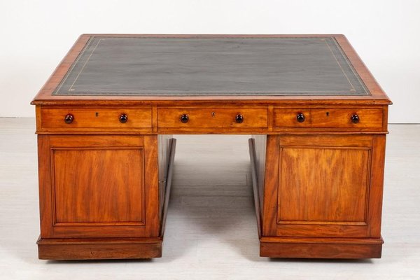 Victorian Partners Desk in Mahogany 