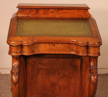 19th Century Davenport Desk in Walnut for sale at Pamono