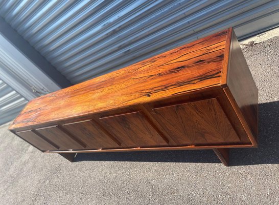 Rosewood Sideboard by Poul Hundevad for sale at Pamono