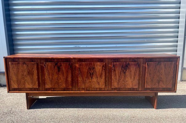 Rosewood Sideboard by Poul Hundevad for sale at Pamono