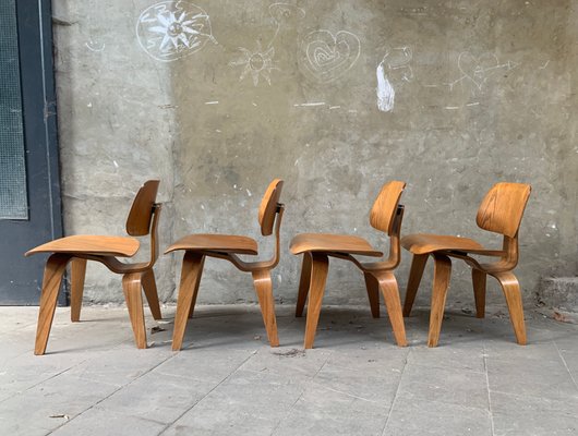 DCW Dining Chairs in Ash by Charles Ray Eames for Herman Miller 1940s Set of 4