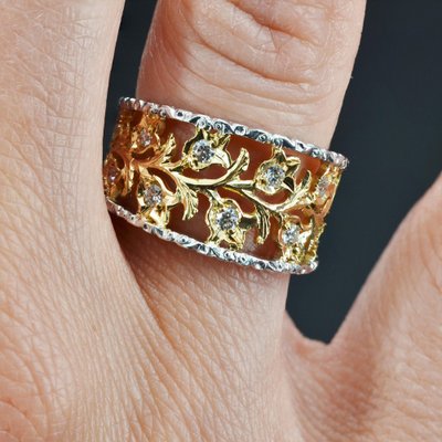 Bague Ancienne En Or Jaune 18 Carats – Modèle Floral Avec Pierre Blanche, Occasion