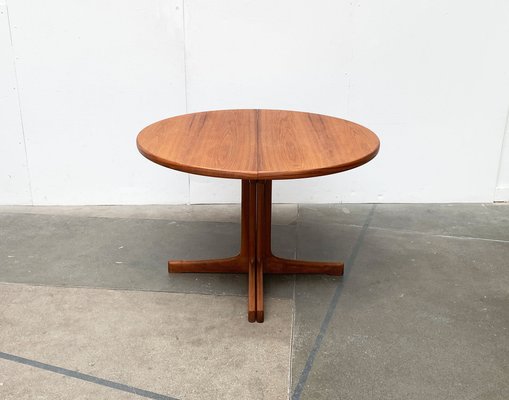 Large round mid 2024 century dining table
