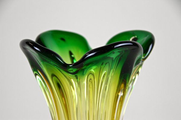 1960s Mid-Century Modern Green & Yellow Murano Glass Vase by
