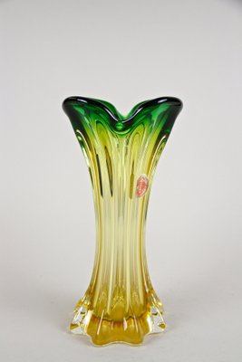 工芸品 Murano Glass Vase (Green & Yellow) Mid-Century Italian Vase in Green Yellow Murano Glass, 1960