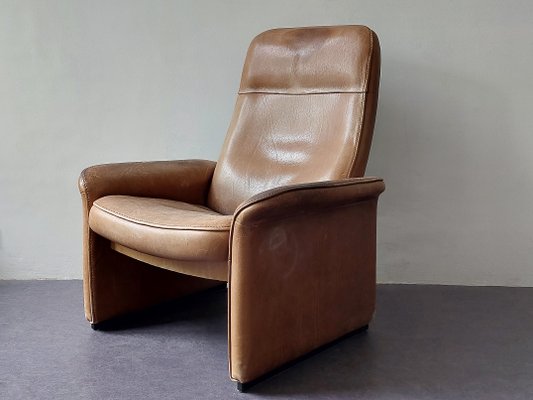 Swiss DS 50 Thick Leather Lounge Chair from De Sede 1970s