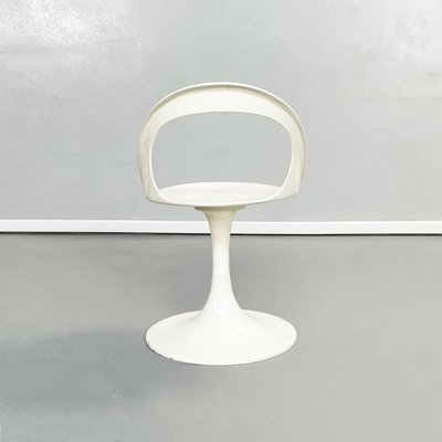 Plastic round chairs online