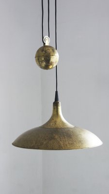 Counterbalance Brass Pendant Lamp in 