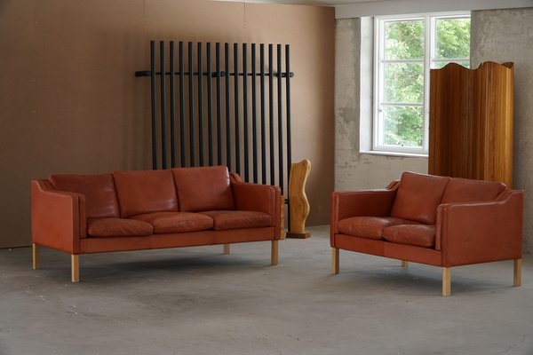 Cognac leather sofa outlet