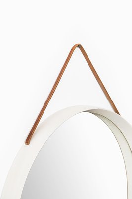 Vintage White Round Mirror With Leather Strap Vintage White Round Mirror With Leather Strap