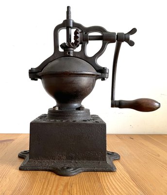 Model A0 Coffee Grinder from Peugeot Freres for sale at Pamono