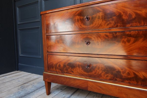 Vintage outlet mahogany dresser
