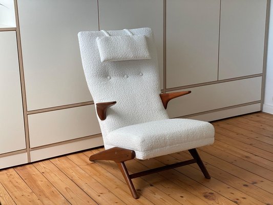 White chair ottoman deals