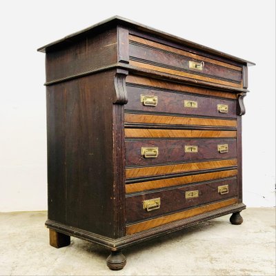 Wood antique dresser outlet